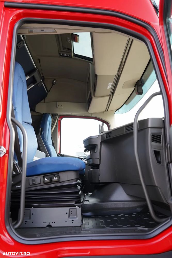Volvo FH 460 / COMBINAT TANDEM / 120 M3 / TRANSIT / I-SAVE / I-PARK COOL / PUNTE RIDICATĂ ȘI DIRECȚIE / 2021 / - 35