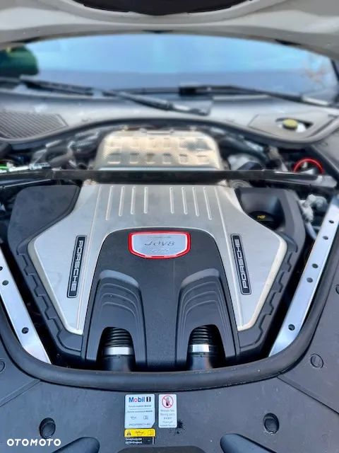 Porsche Panamera GTS - 2