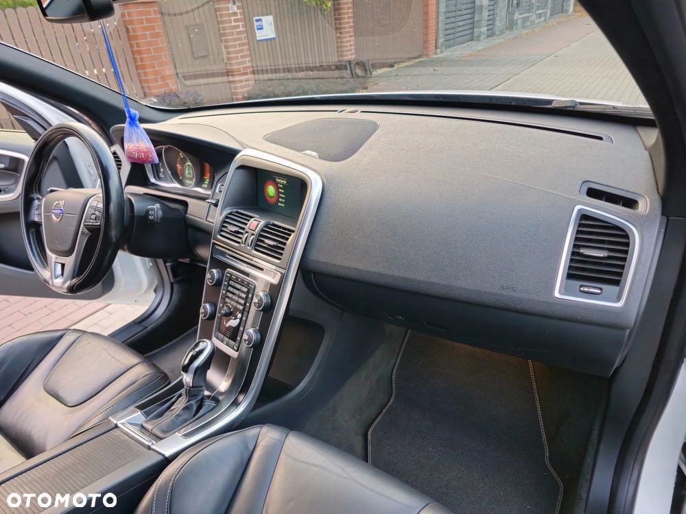 Volvo XC 60 - 18