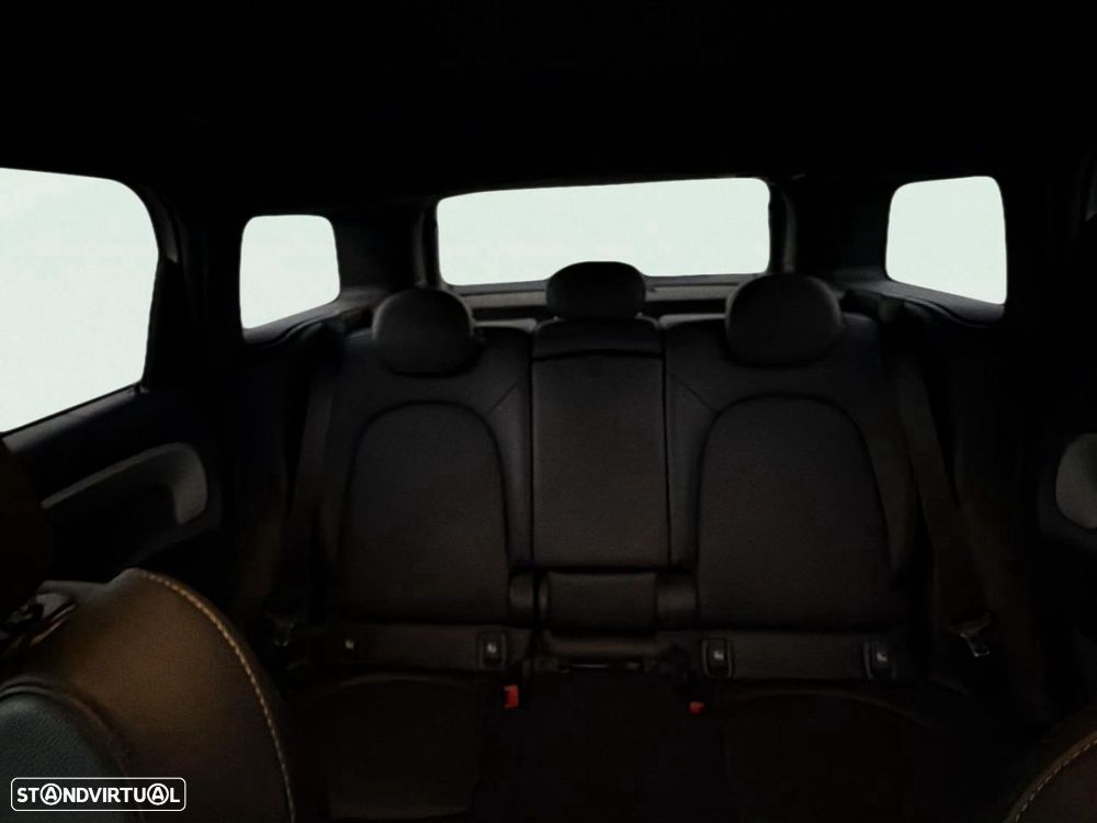 MINI Countryman Cooper D Auto - 13