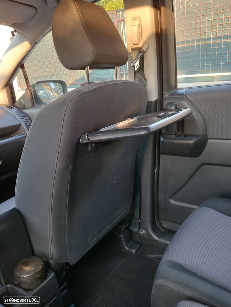 Mazda 5 MZR-CD 2.0 Exclusive - 8
