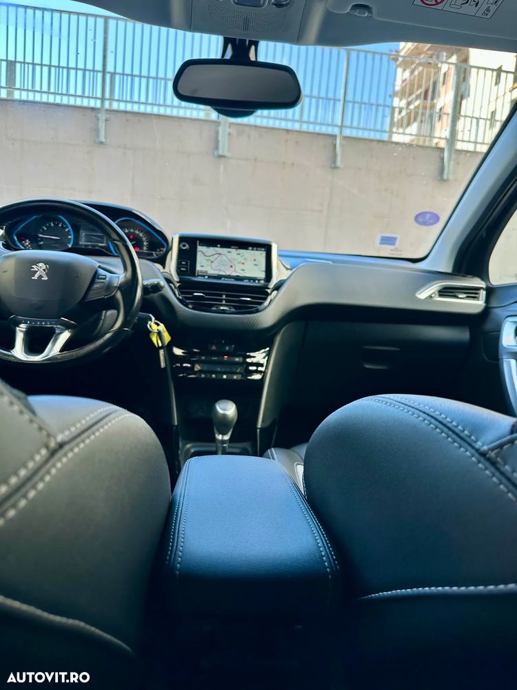 Peugeot 2008 - 14
