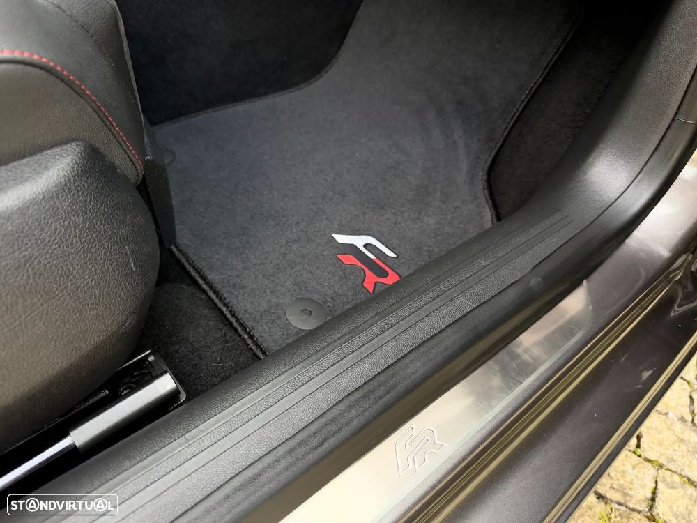 SEAT Leon ST 2.0 TDI FR S/S - 36