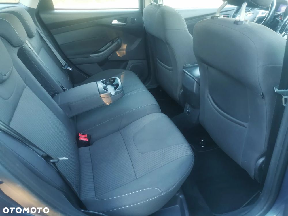 Ford Focus 1.6 EcoBoost Titanium - 12