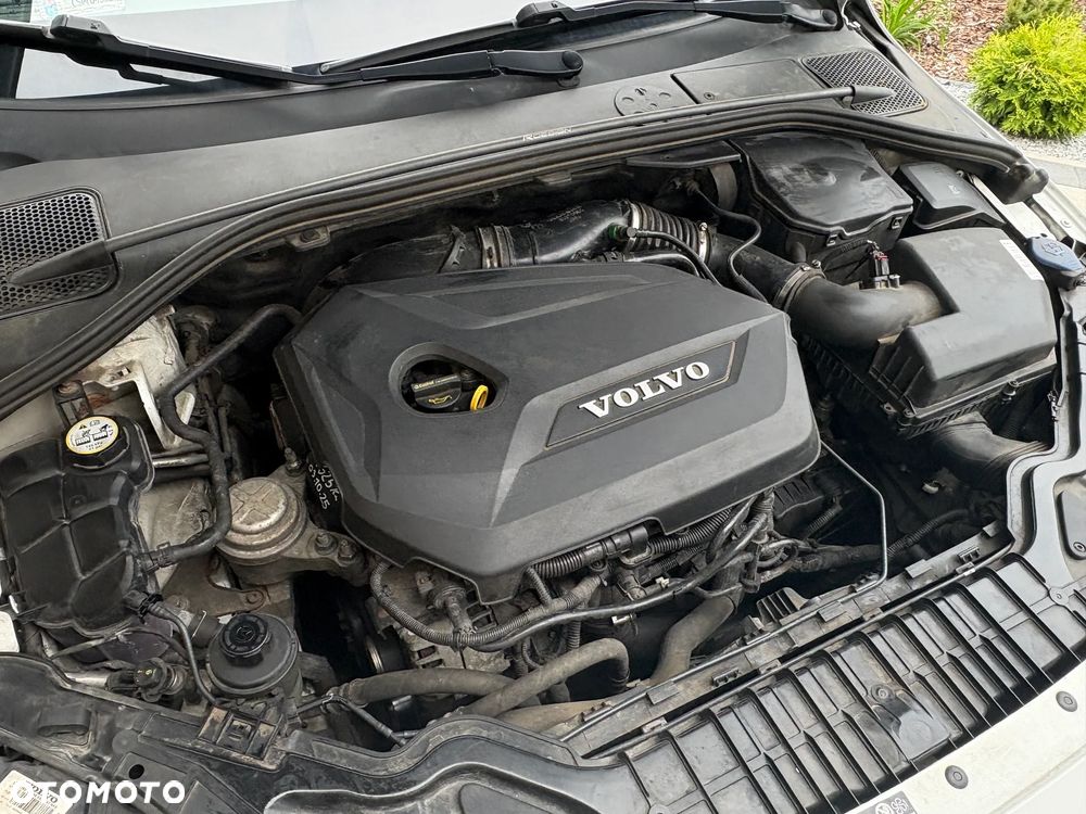 Volvo S60 T4 Momentum - 9