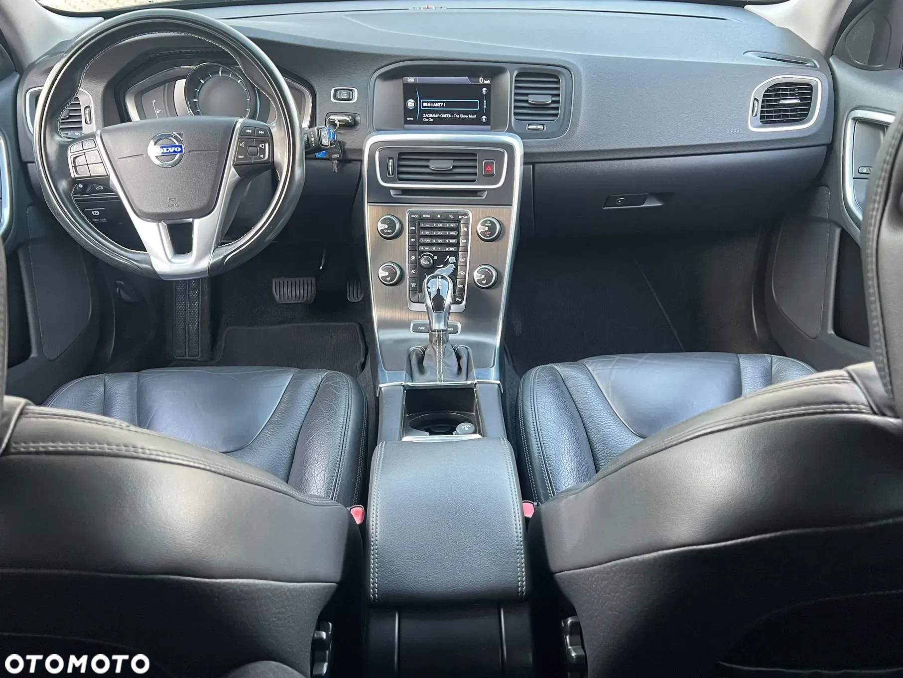 Volvo V60 D6 AWD Plug-in Hybrid Summum - 20