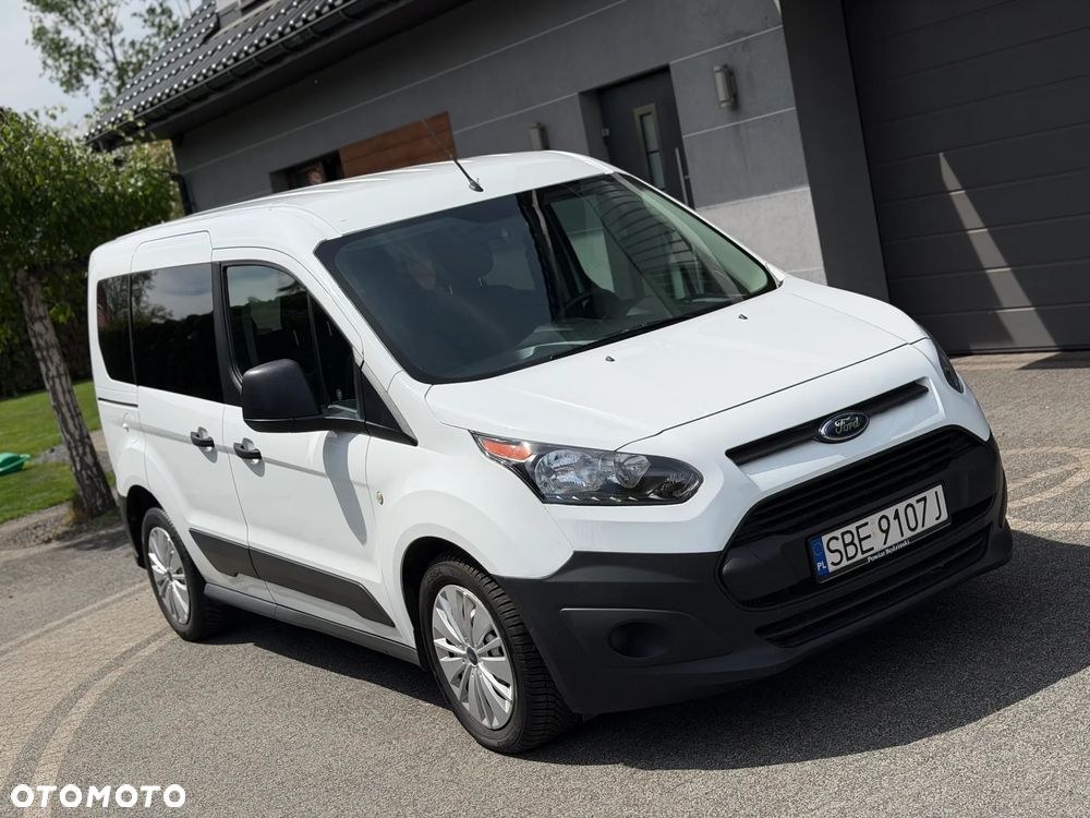 Ford Transit Connect - 13