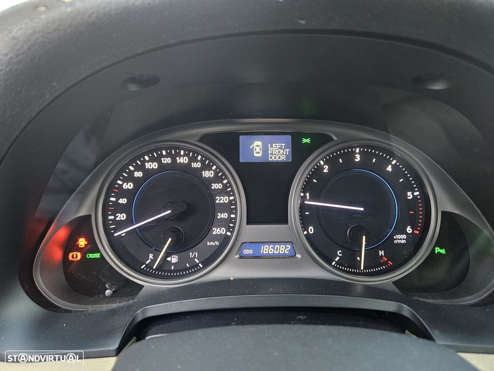 Lexus IS 220 220d DPNR - 9