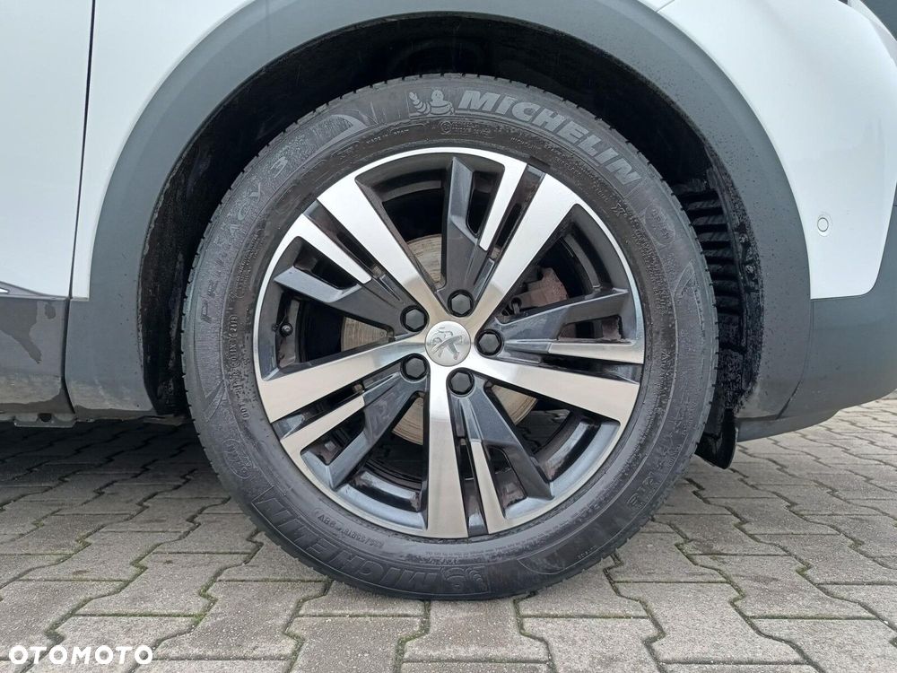 Peugeot 3008 1.2 PureTech Allure S&S - 12