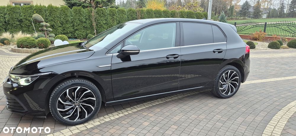 Volkswagen Golf 1.5 eTSI OPF DSG Style - 3