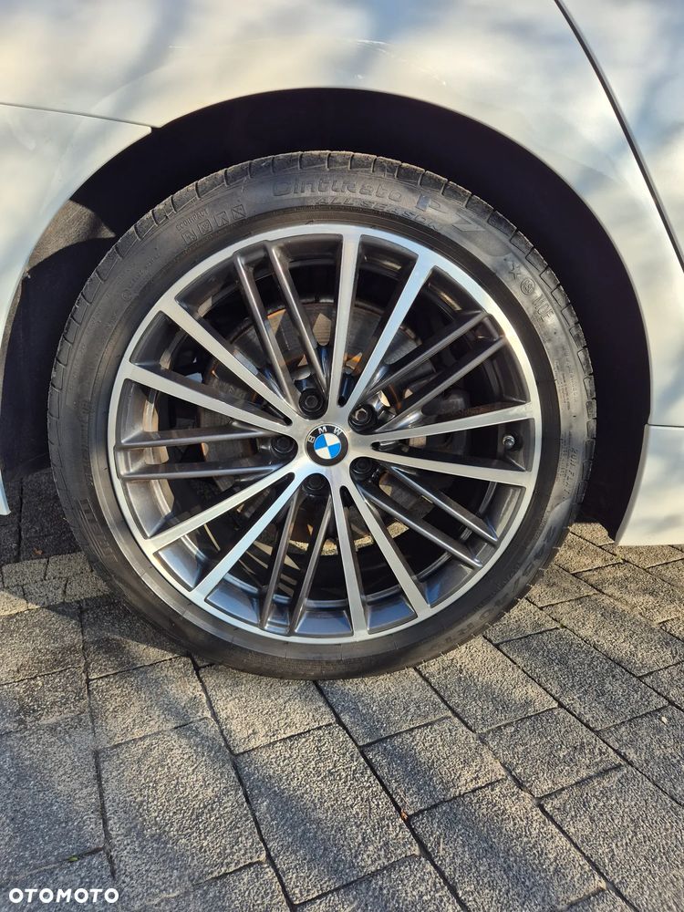 BMW Seria 5 540i xDrive Luxury Line - 11