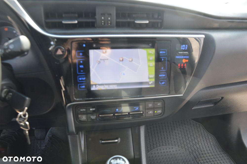 Toyota Auris - 9