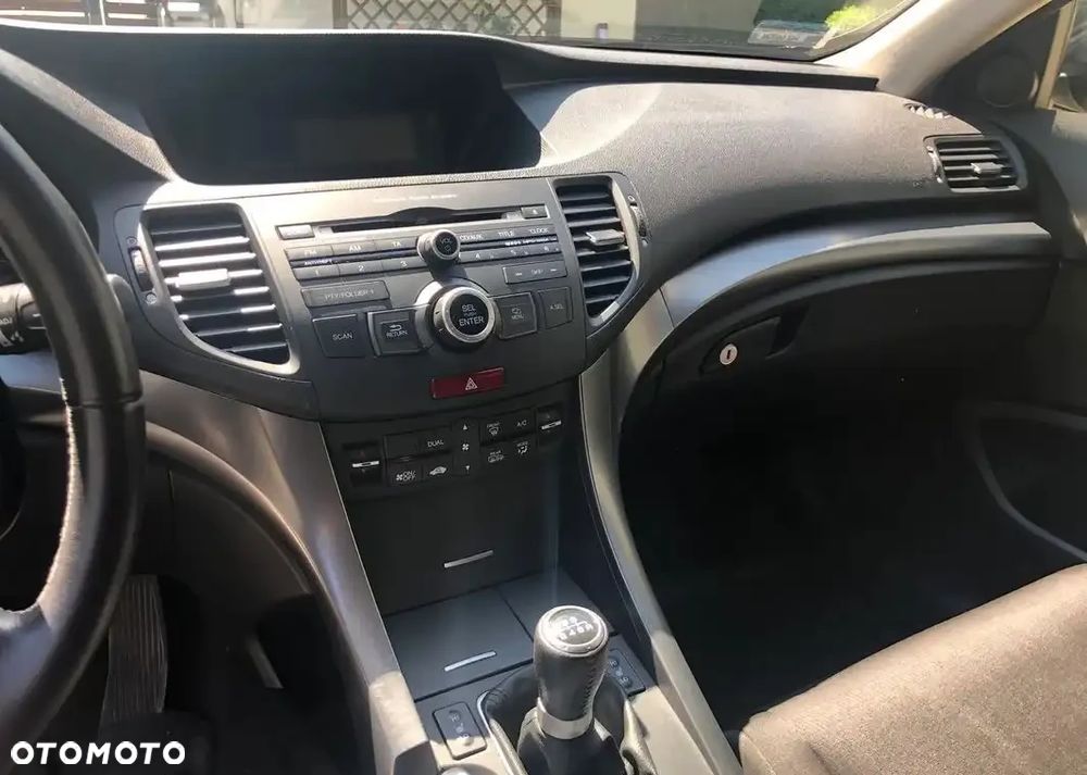 Honda Accord 2.0 Elegance - 11