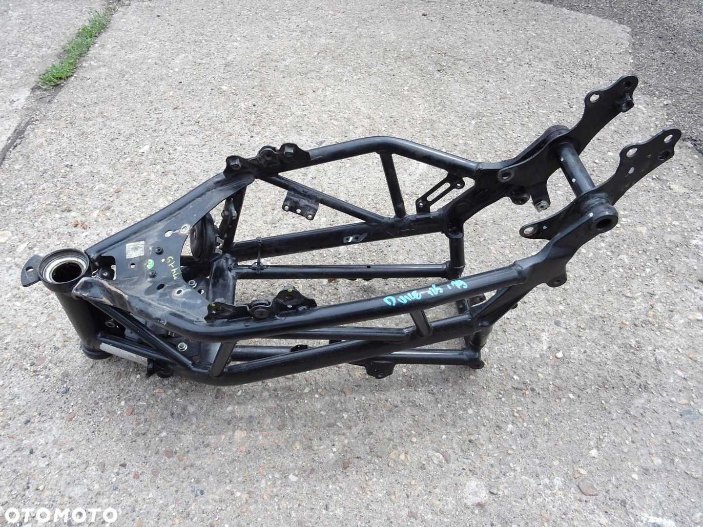 KTM DUKE 125 RAMA DOKUMENTY 19 17 - 23 - 2