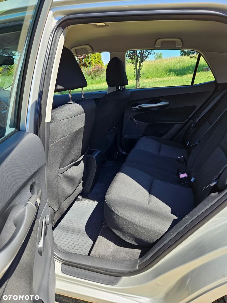 Toyota Auris 1.33 VVT-i Luna - 21