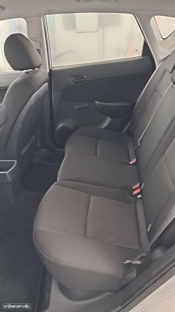 Hyundai i30 1.6 CRDI Blue Classic - 7