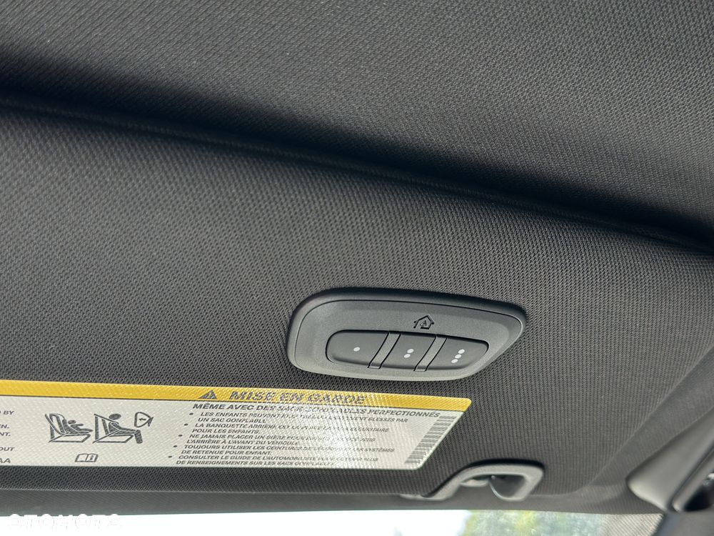 Chrysler Pacifica - 27