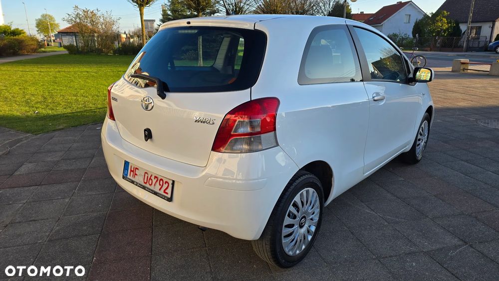 Toyota Yaris - 5