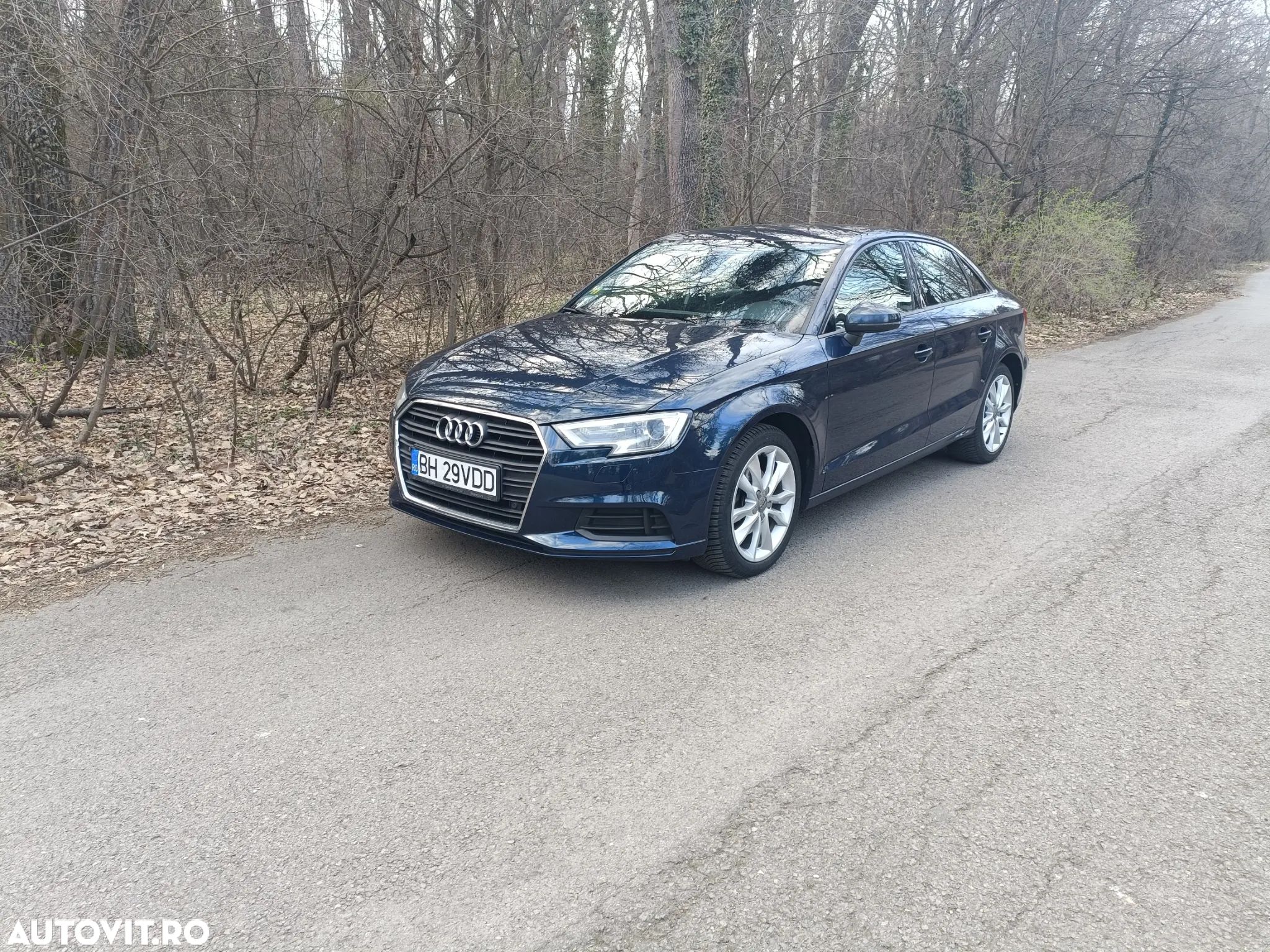 Audi A3 2.0 TDI S tronic Design - 1