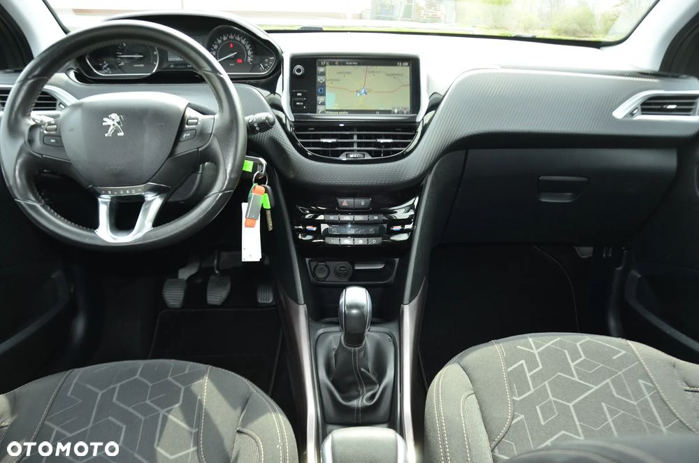 Peugeot 2008 PureTech 82 Style - 20