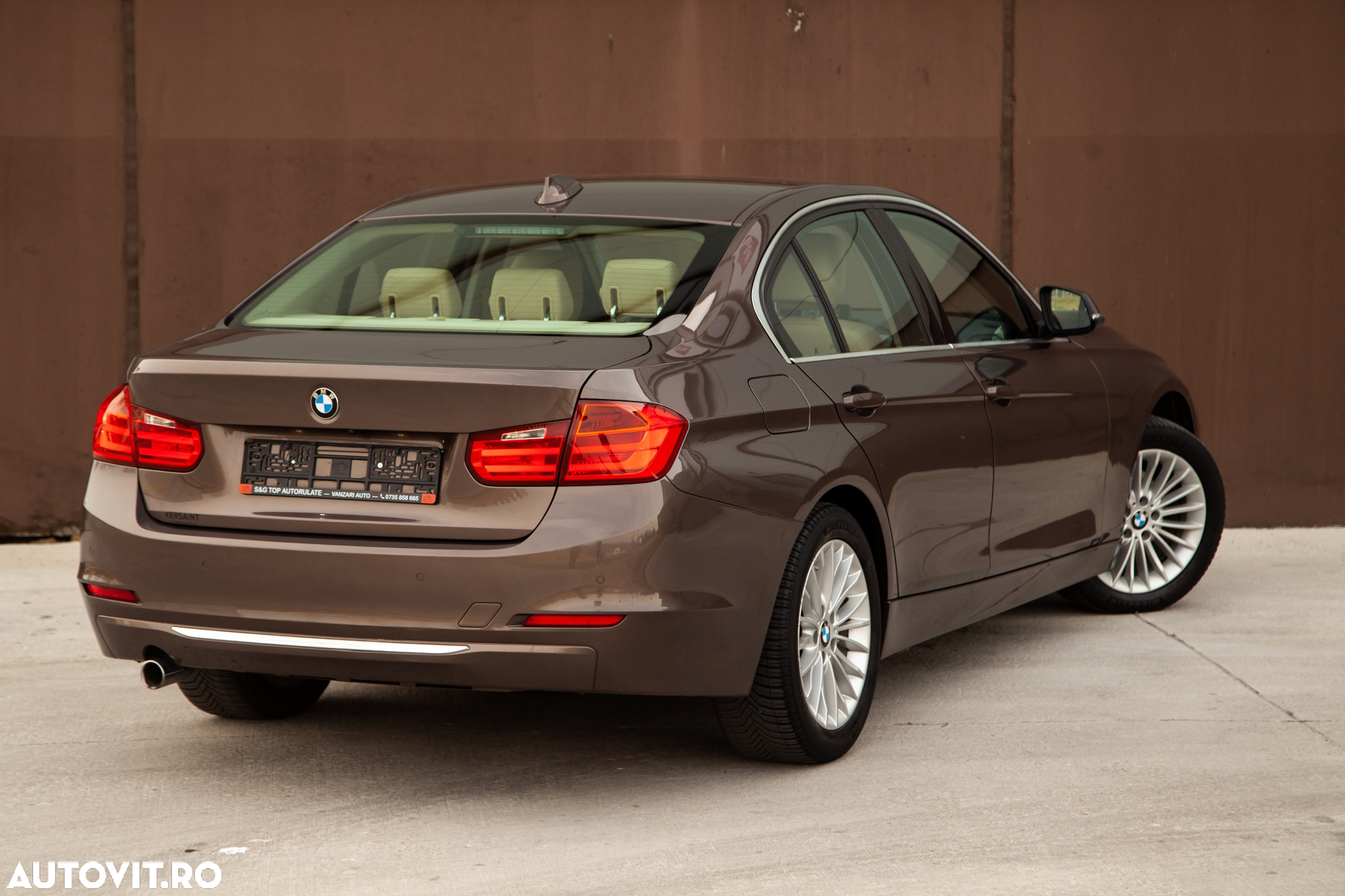 BMW Seria 3 320d Aut. Luxury Line - 4