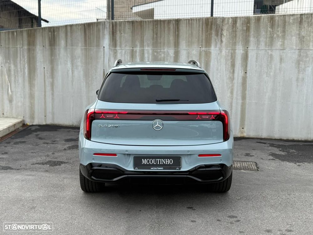 Mercedes-Benz GLB 250+ - 4