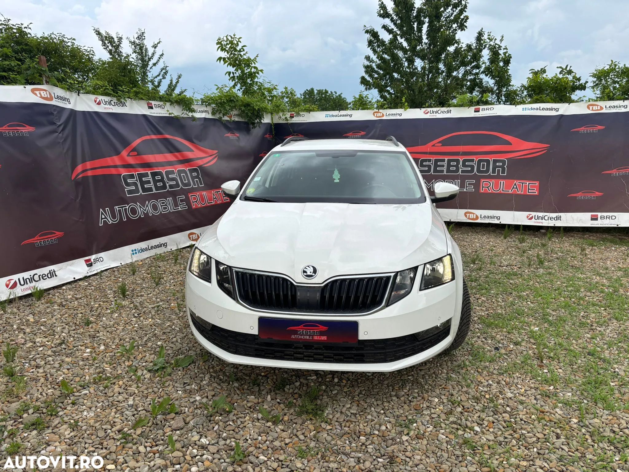 Skoda Octavia - 1