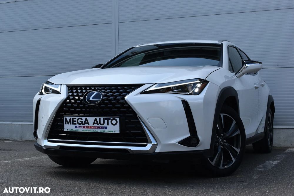 Lexus UX 250h E-FOUR Executive - 2