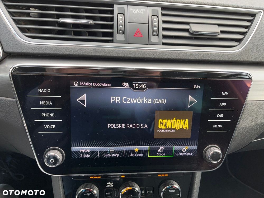 Skoda Superb 2.0 TDI SCR Style DSG - 30