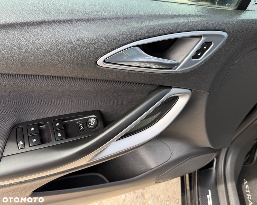 Opel Astra 1.4 Turbo Start/Stop Business - 18