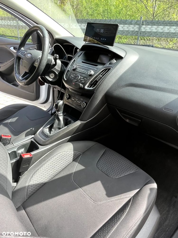 Ford Focus - 27