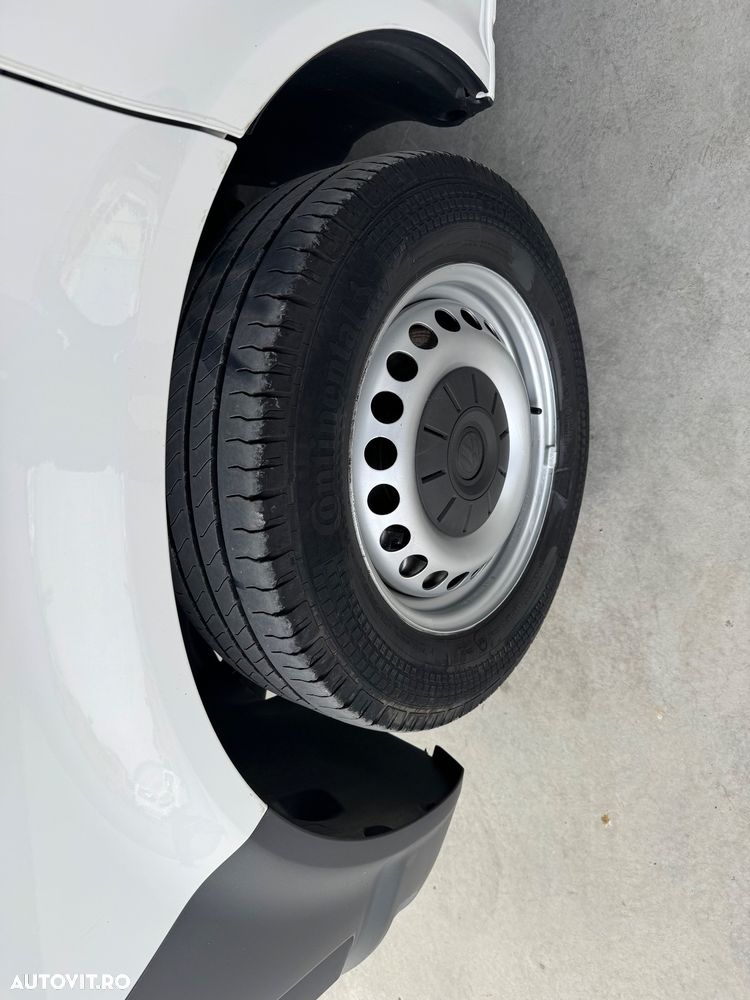 Volkswagen Transporter T6 Mixt - 27