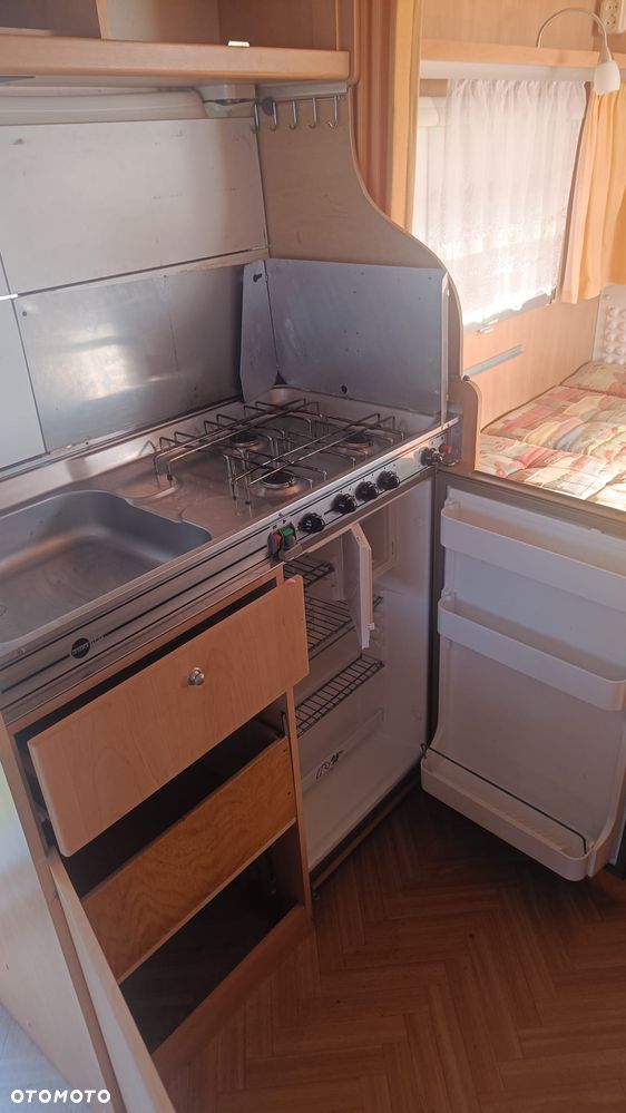 Burstner Fun 480 tk - 14