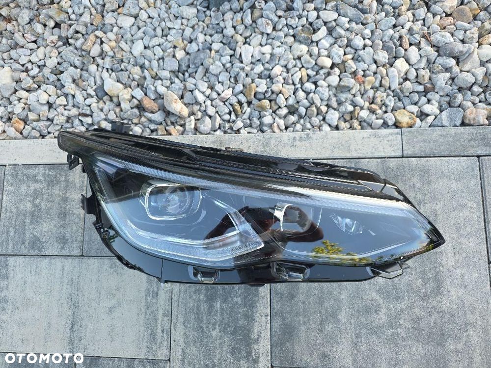 VW GOLF E-8 5H1 VIII R Lampa prawa Full Led Matrix IQ 5H1941060N Czarna - 7