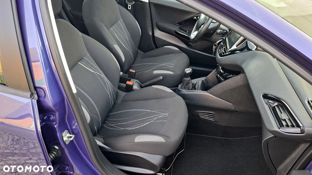 Peugeot 208 1.2 PureTech Allure - 29