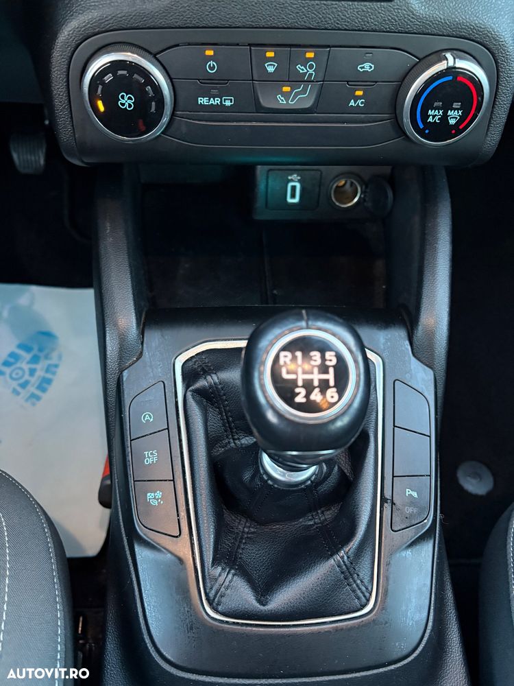 Ford Focus 1.5 EcoBlue Start-Stopp-System ACTIVE DESIGN - 19