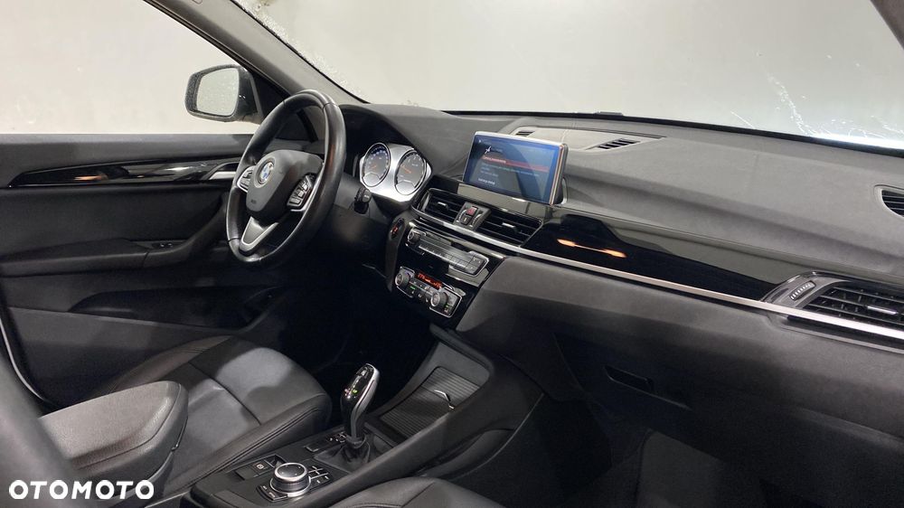BMW X1 sDrive18i Advantage - 15