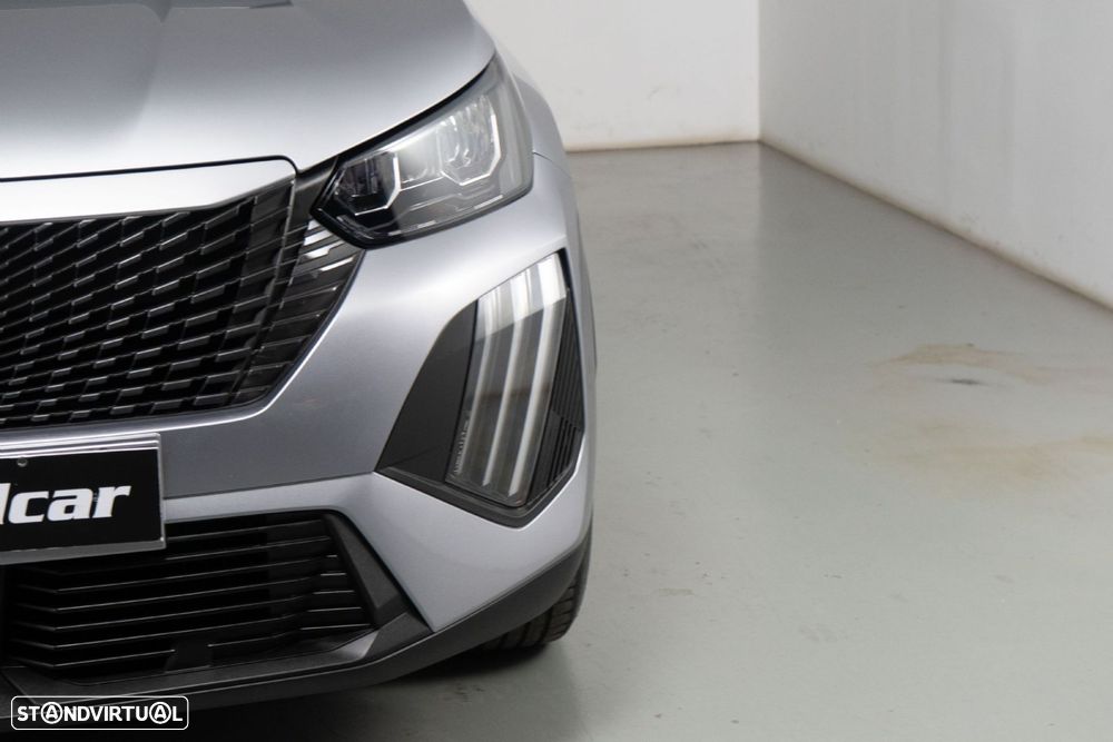 Peugeot 2008 1.2 Hybrid Style e-DCS6 - 23