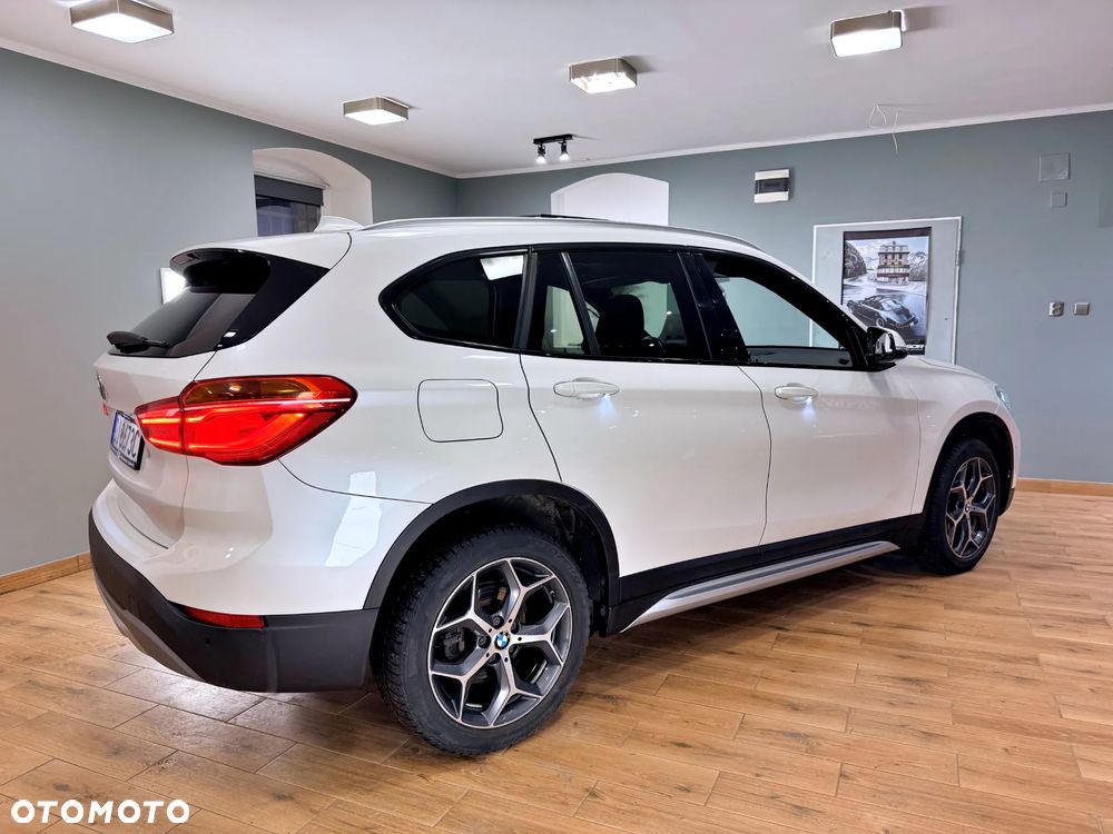 BMW X1 sDrive18i Sport Line - 8