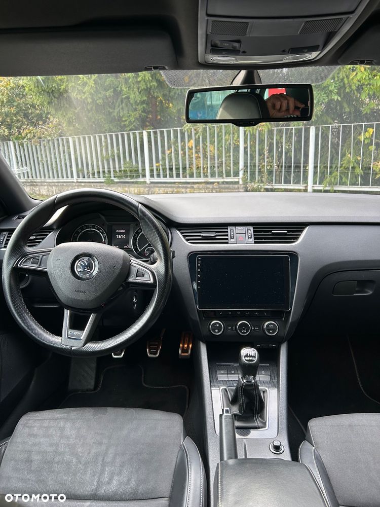 Skoda Octavia 2.0 TDI RS - 8