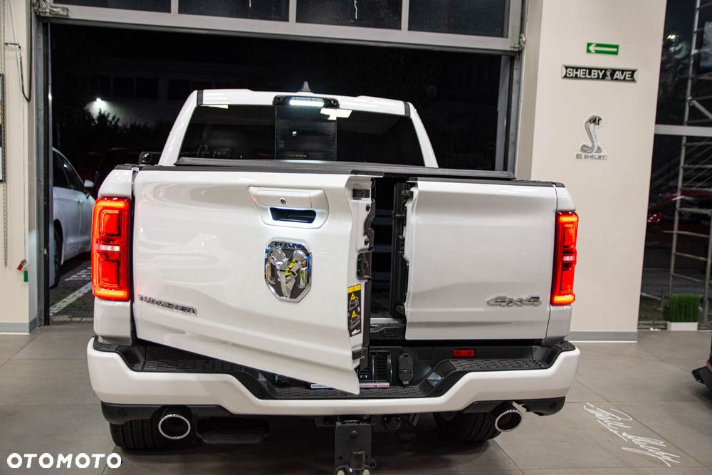 RAM 1500 Tungsten - 7