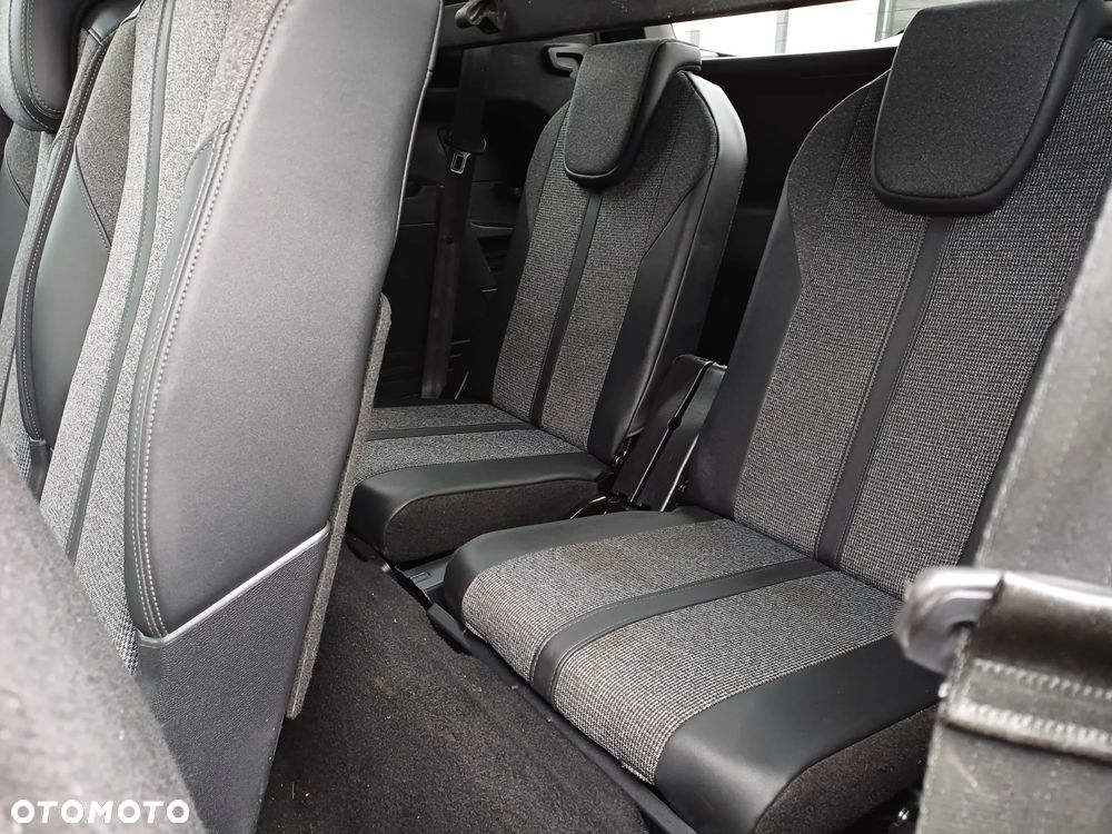 Peugeot 5008 1.2 PureTech Allure S&S - 19