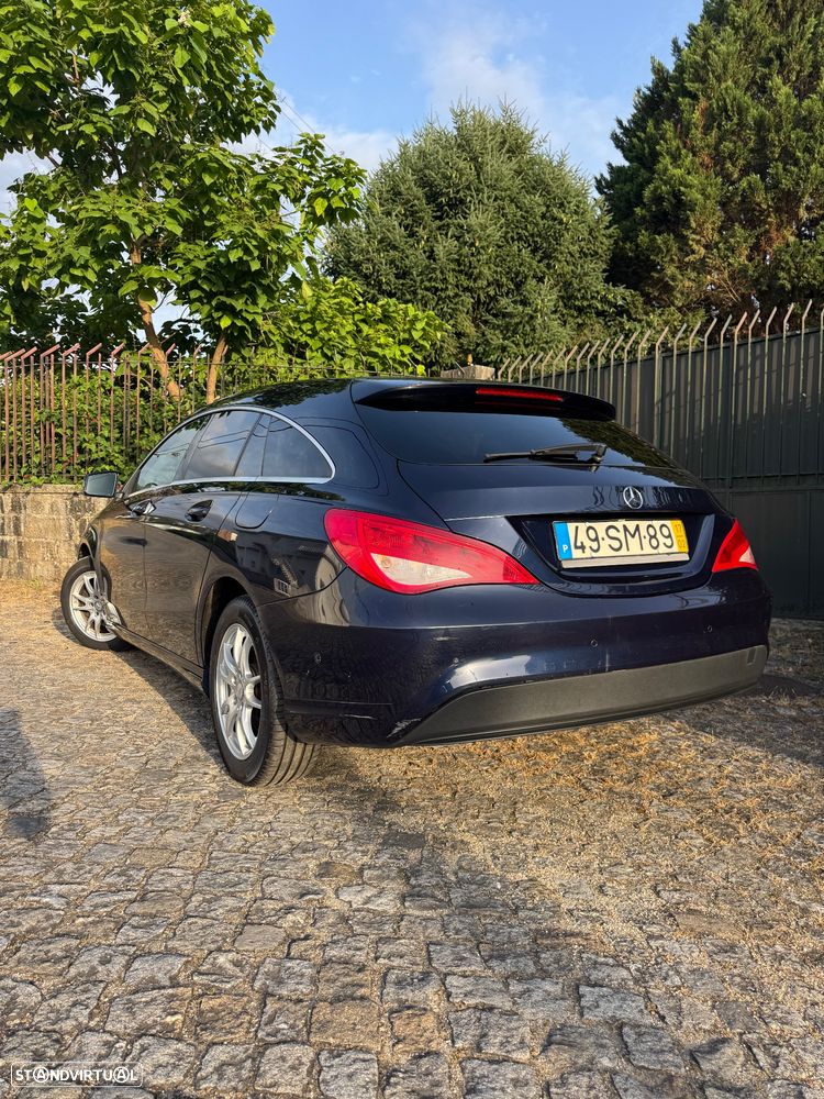 Mercedes-Benz CLA 180 d Shooting Brake - 21