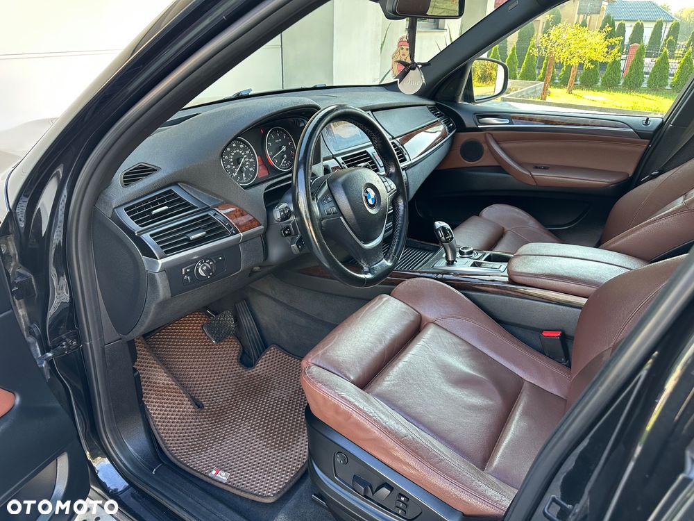 BMW X5 xDrive35i - 7