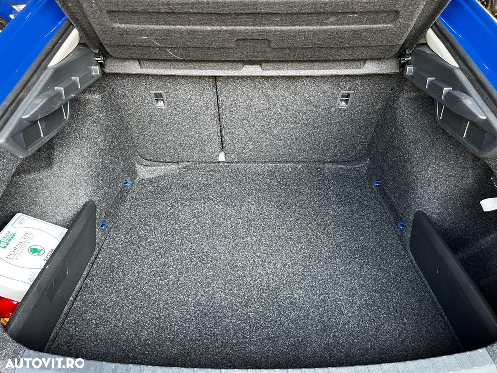 Skoda Octavia 2.0 TDI DSG Ambition - 29
