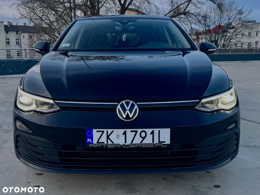 Volkswagen Golf - 10
