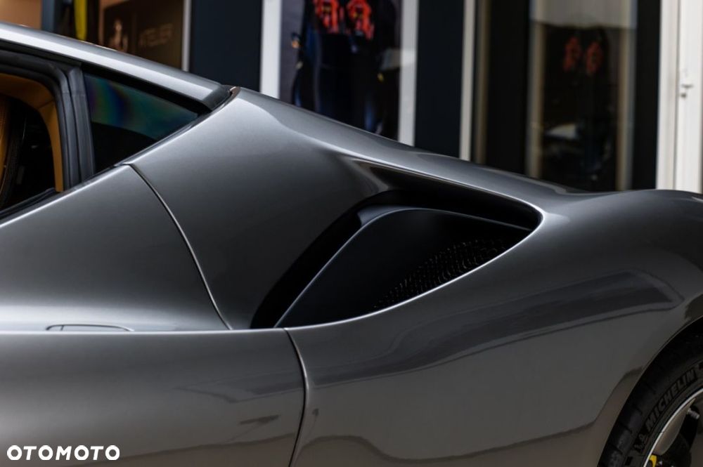 Ferrari SF90 Stradale - 22