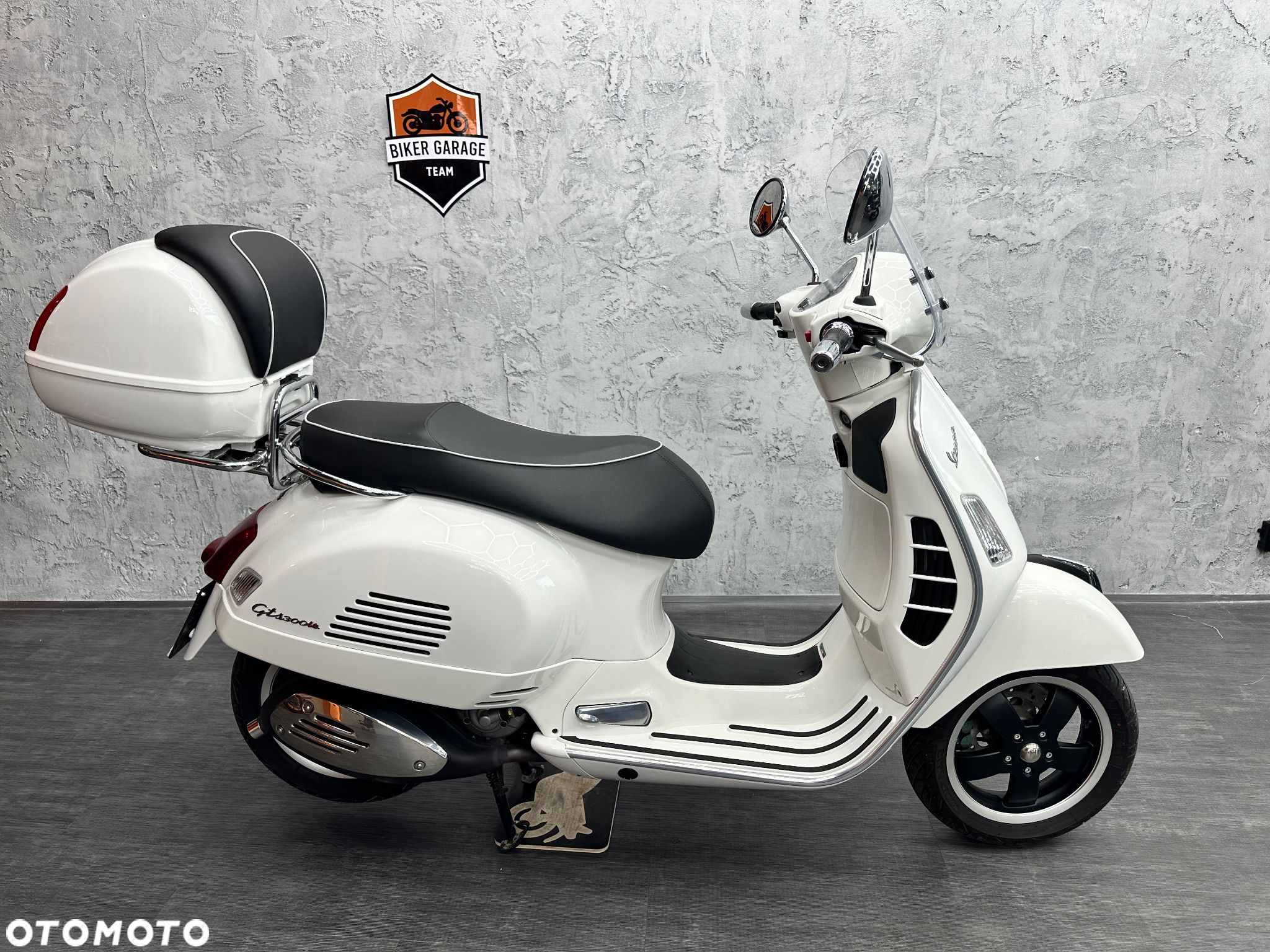 Vespa GTS - 1