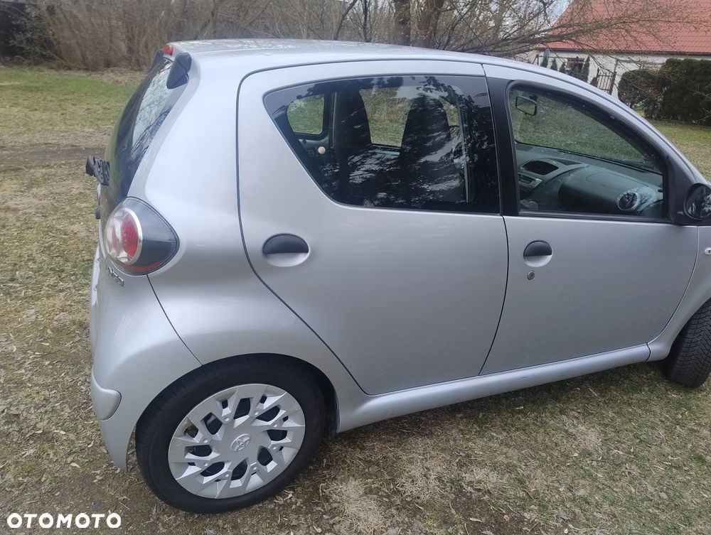 Toyota Aygo 1.0 VVT-i Terra EU5 - 3