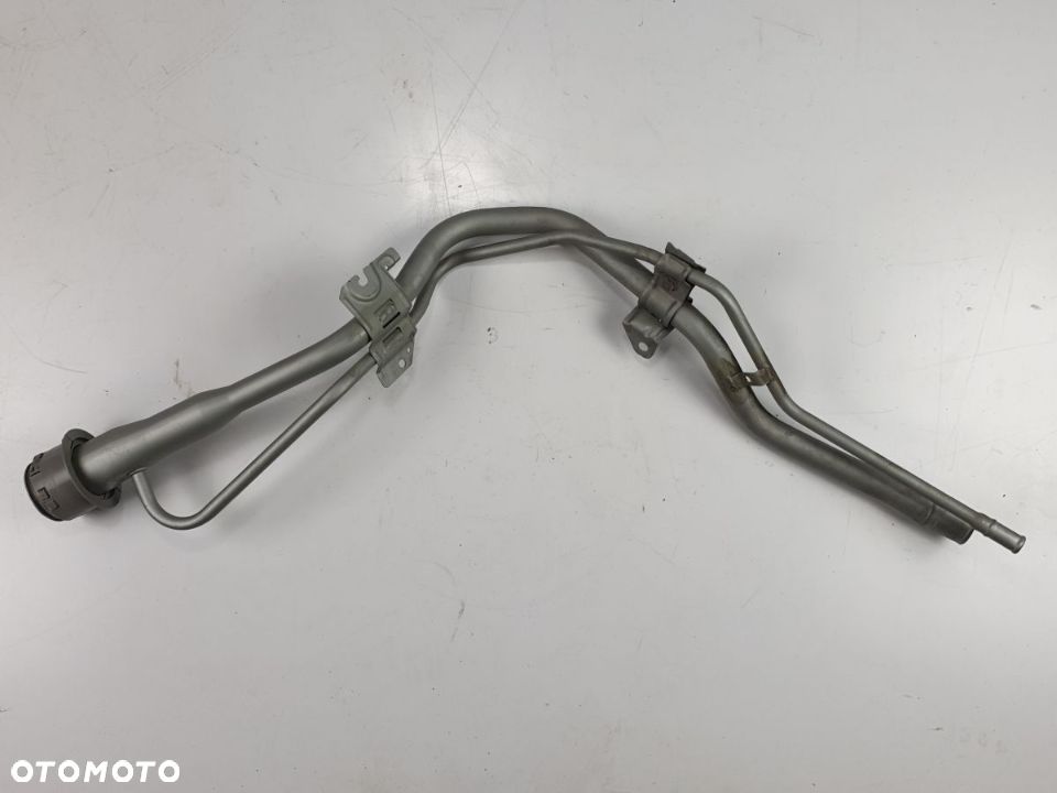 SUBARU FORESTER V 19 22r Rurka Wlew Paliwa 2.0 e BOXER - 1